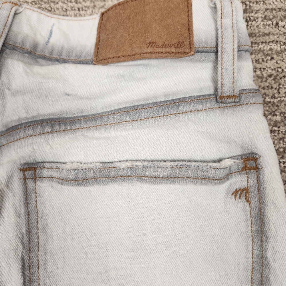 Madewell Light Wash Cropped Wide-Leg Jeans - Picture 6 of 10